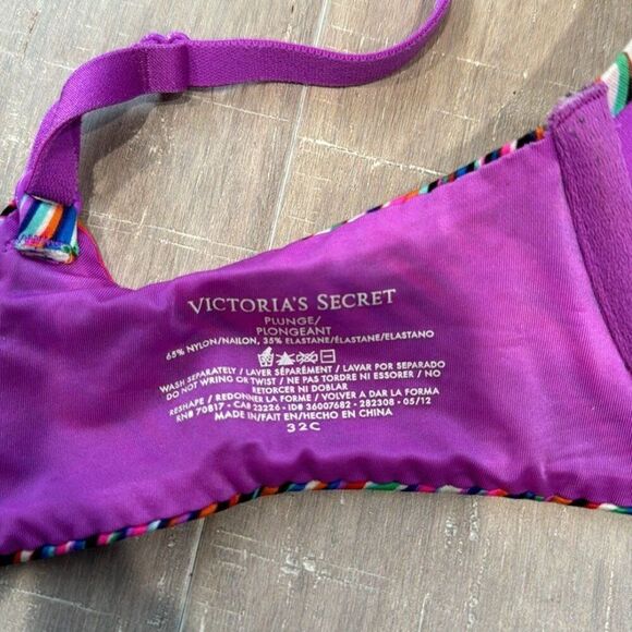 Victoria Secret Women's Purple Stripe Plunge Push Up Bra 32C - Picture 5 of 5